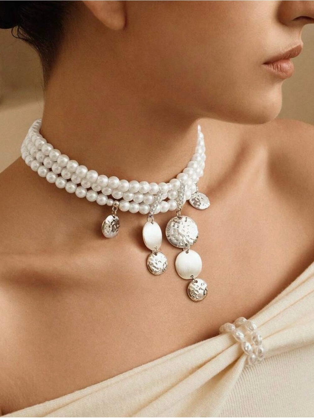 White Pearl Choker with Silver Disc Charms - Picture 3 of 7